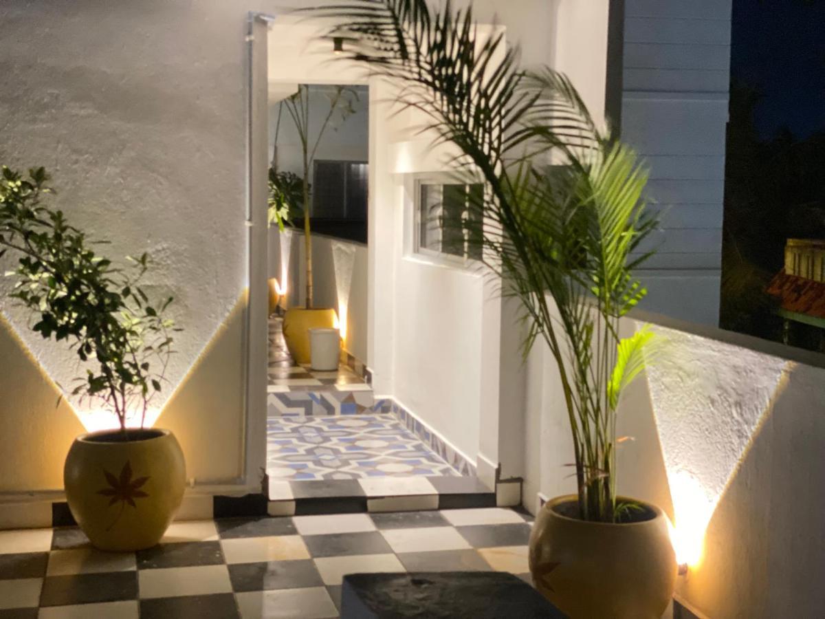 Le Poshe Suite - Tie Hotels & Resorts Pondicherry Exterior photo